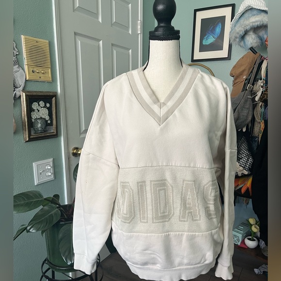 Retro / vintage Adidas sweater♠️ - Picture 1 of 5